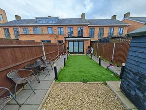 Photo 7- click for photo gallery